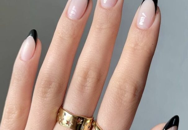 Black French Tip Nails – How to Make a French Tip Nail Design Your Own